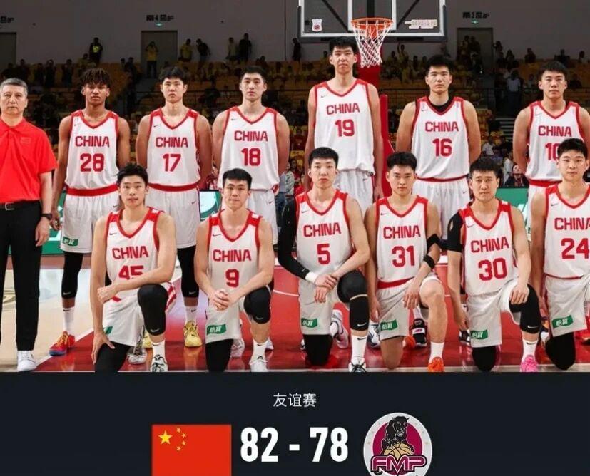 中国男篮82-78战胜欧洲劲旅,球员评分出炉:徐昕9.9王俊杰10分